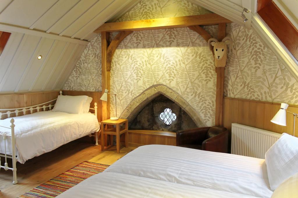 Lumely Fee Bunkhouse Aparthotel Kendal Room photo